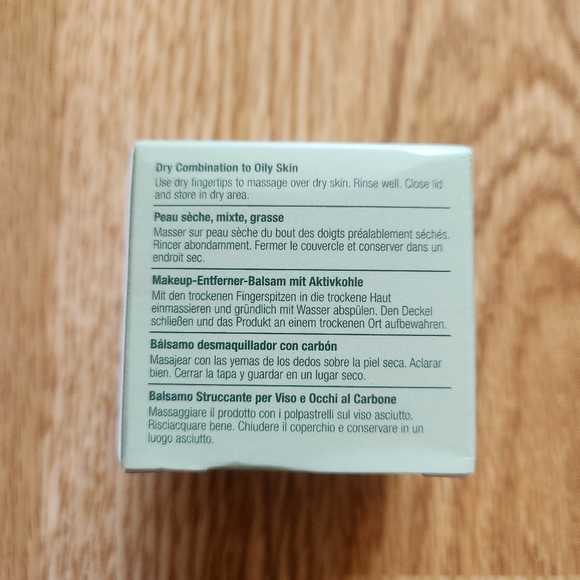 NWT Clinique Take the Day Off Charcoal Cleansing Balm Sample Size - Picture 4 of 5